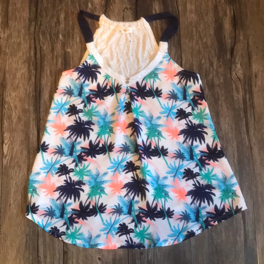 FREE WITH PURCHASE! 😎🌴Tropical Tank Top
